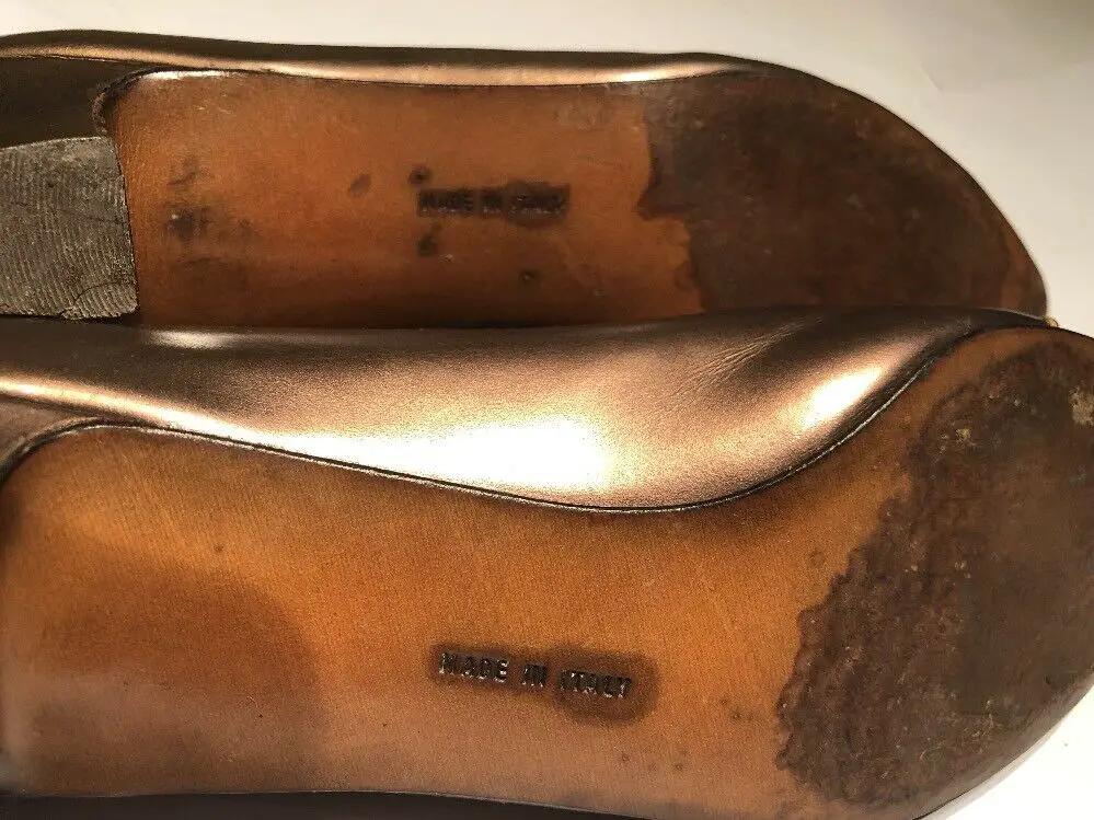 Vintage Salvatore Ferragamo 7.5 AAA Back Pumps by Salvatore Ferragamo