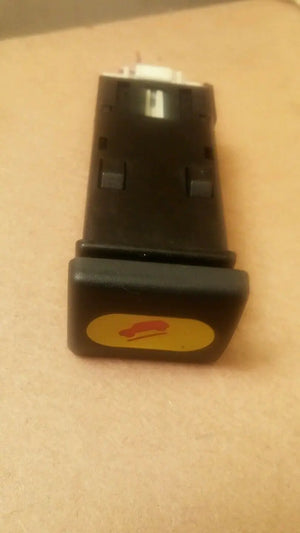 99-04 LAND ROVERDiscovery Series Hill Descent Throttle Control Switch  YUG102382