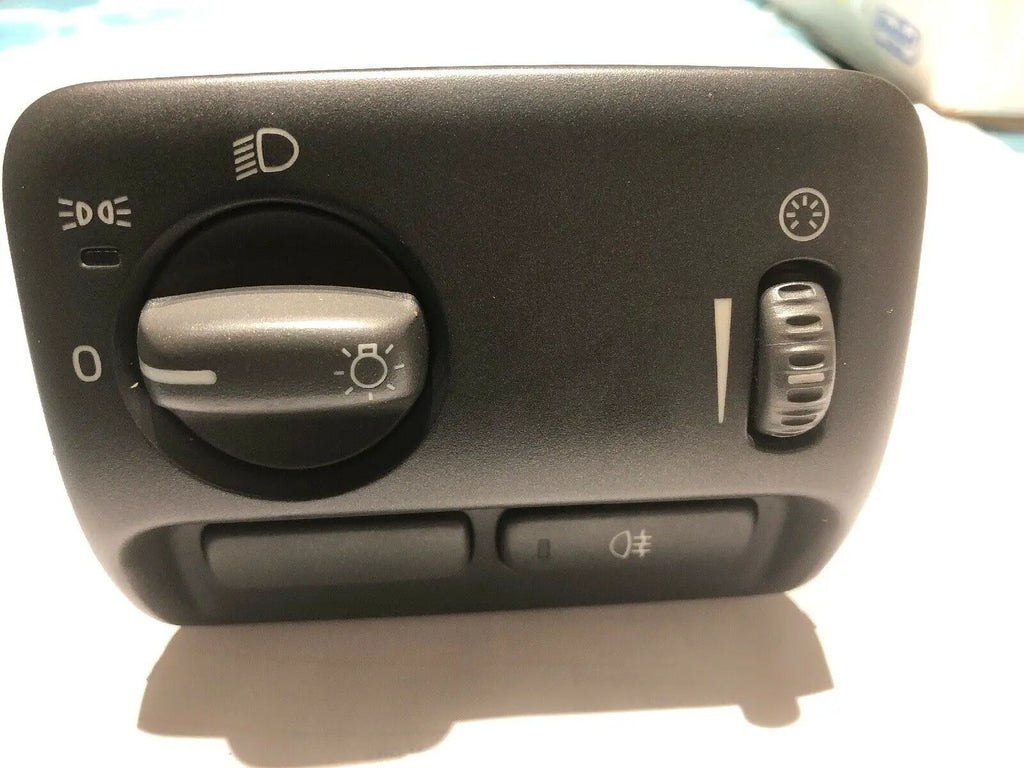 New 2001 OEM VOLVO V70 2.4T HEADLIGHT SWITCH 9441046 DIMMER/DEFOG SWITCH by VOLVO OEM