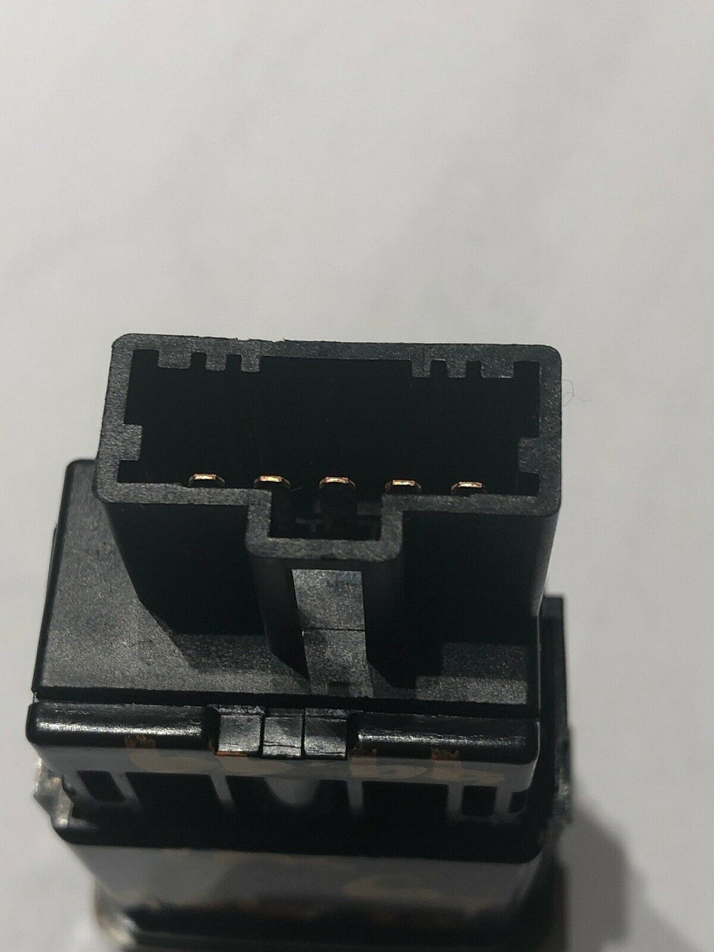 01 02 03 04 05 06 Acura MDX fog light switch OEM # M15790.
