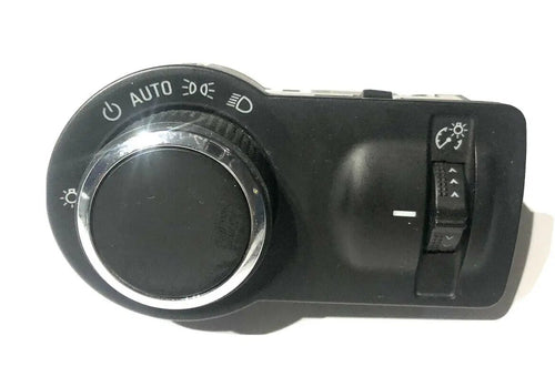 10 2010 Chevrolet Camaro LH Drivers Headlight Lamp Switch OEM 95297029/ 10009649 by Chevrolet