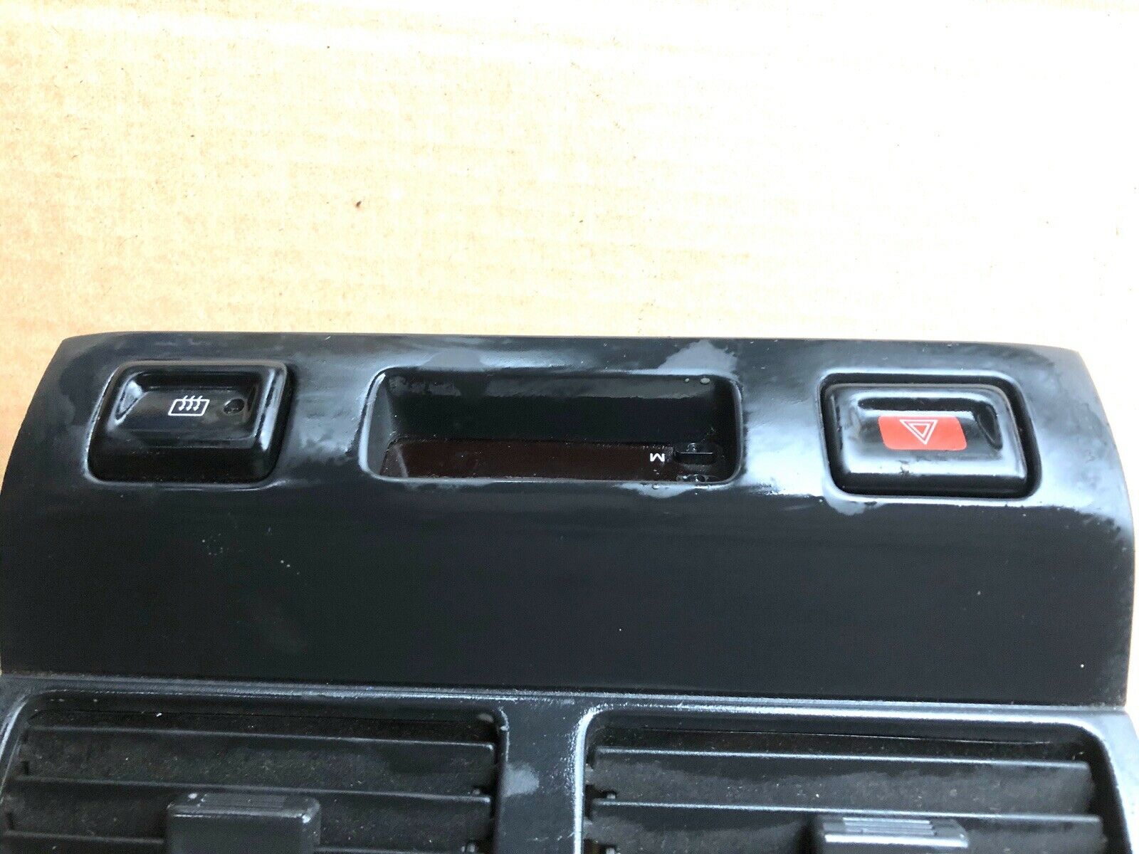 95 96 97 98 99 Nissan Maxima VENTS BLACK Clock Bezel  Air AC Upper Center Dash#?