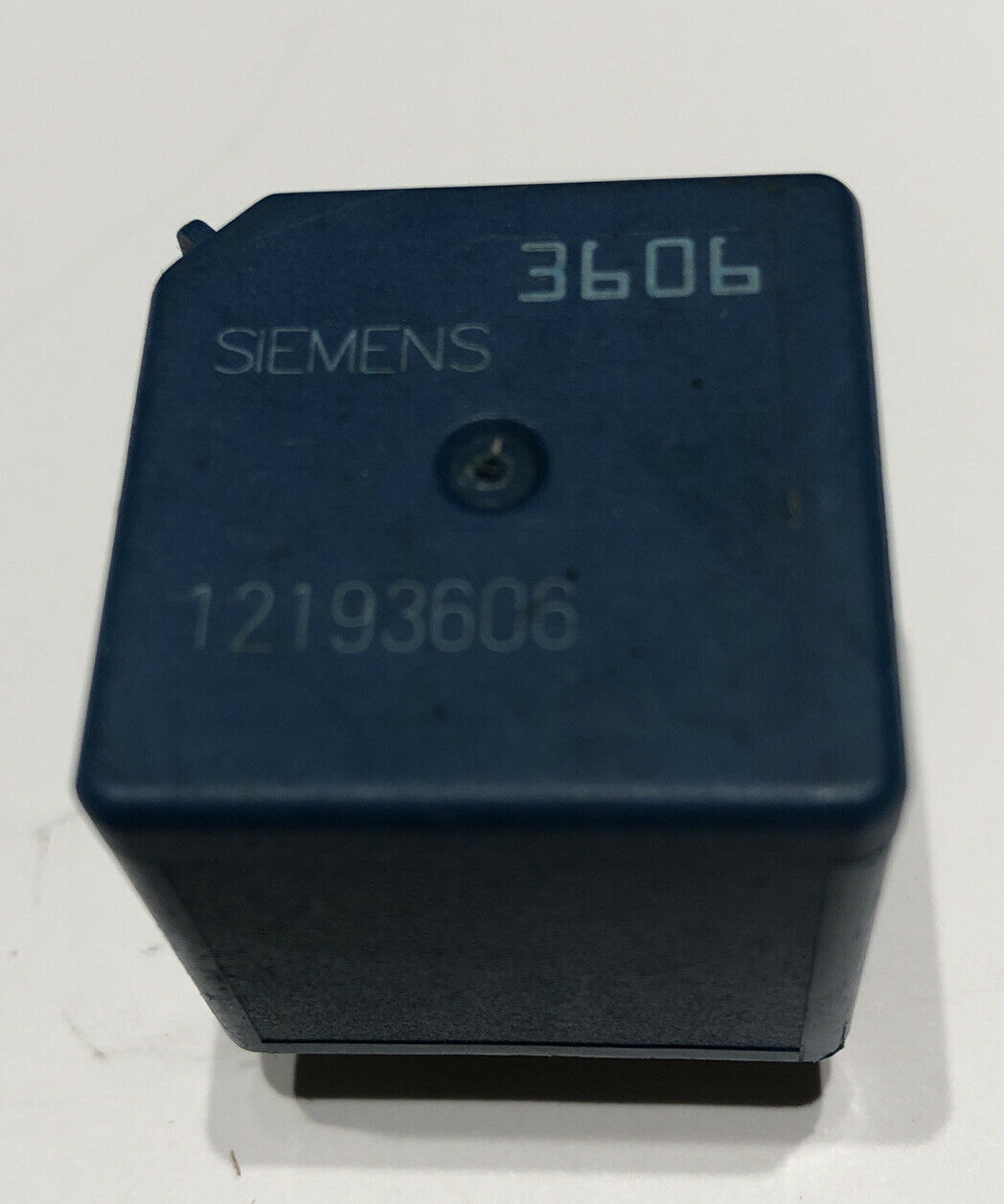 GM MULTIFUNCTION RELAY OEM 12193606   (3606) Free Shipping