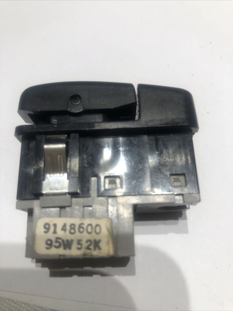 Volvo 850 Traction Control Switch TRACS Button 9148600 OEM