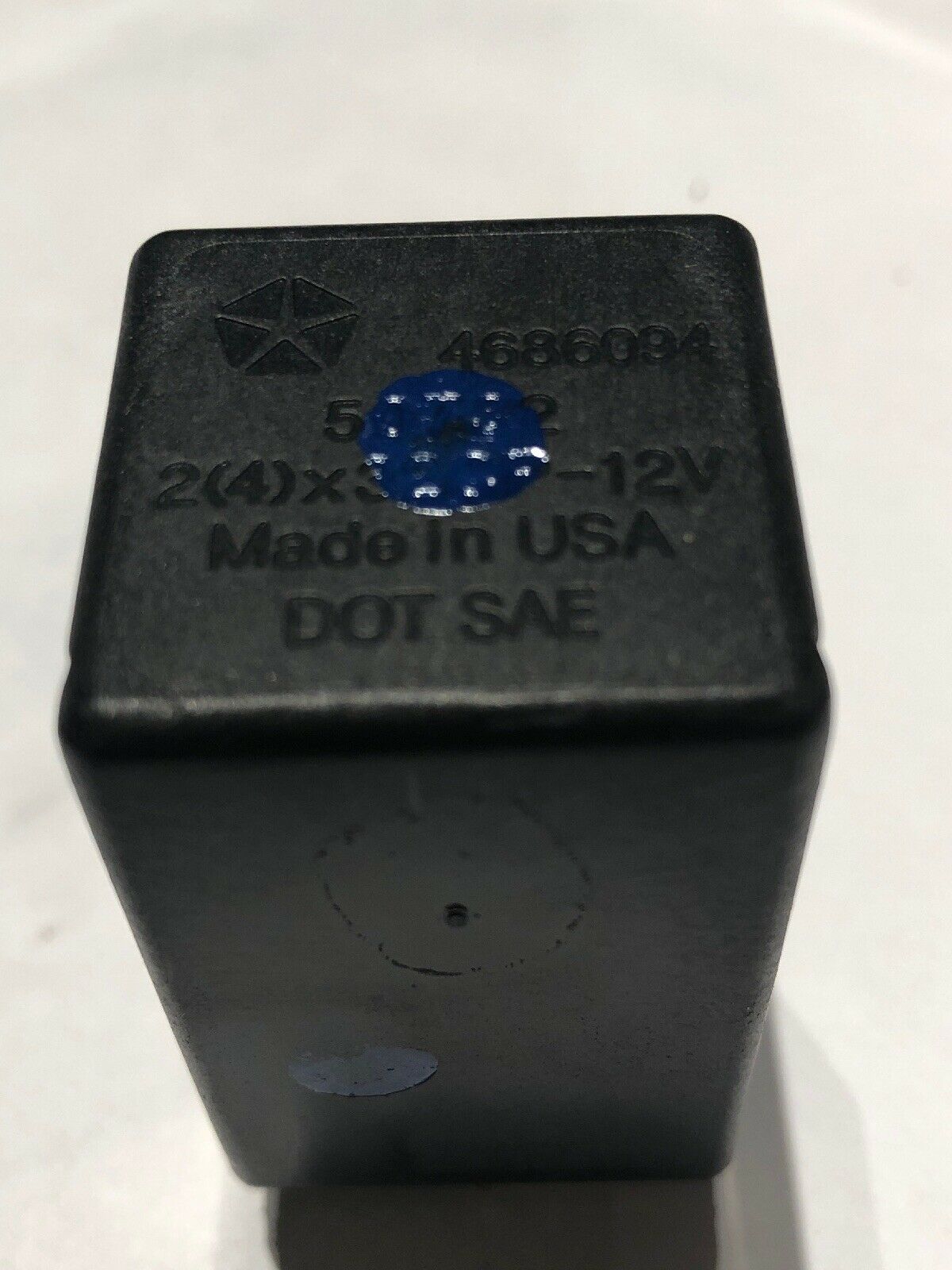 NEW Turn Signal Flasher Relay Module 1999-2000 Jeep  Cherokee , Caravan 4686094