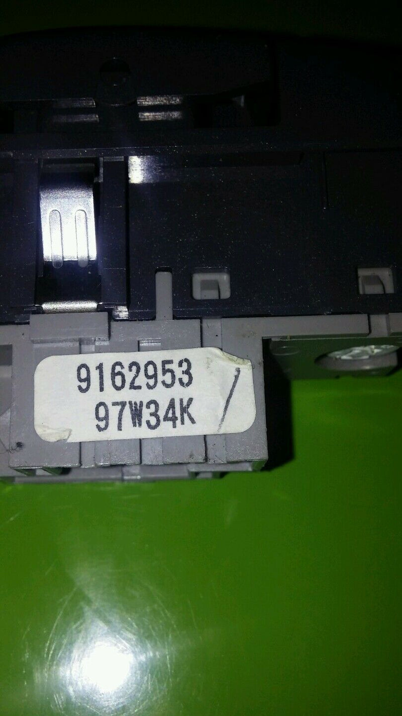 Volvo TRACS Shut Off Switch 9459094 S70 V70 V70XC 98-00 C70 98-04