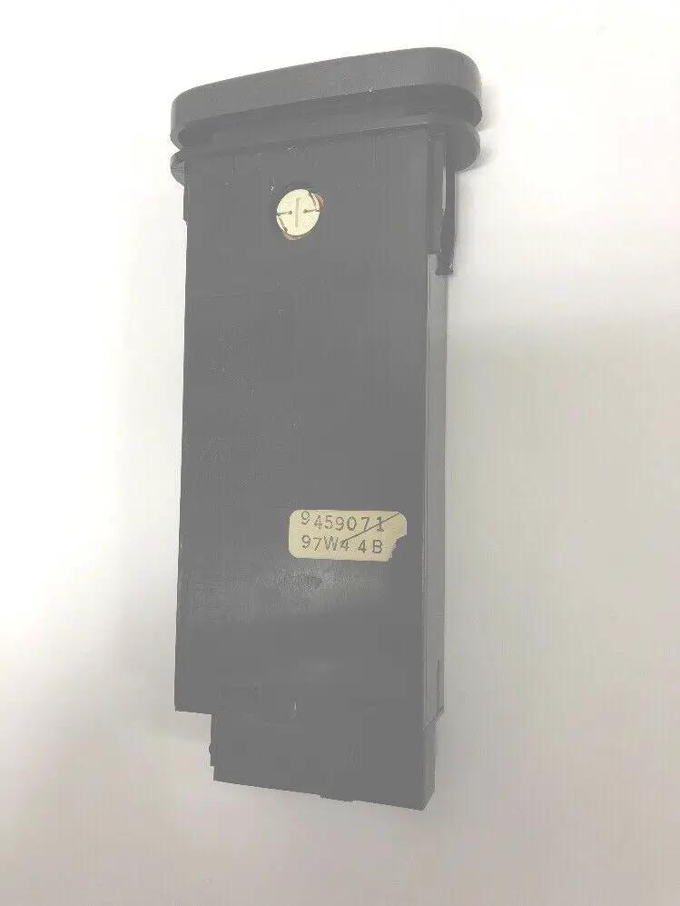 Like-new/;VOLVO S70 V70 / 98-04 VOLVO C70 Hazard Switch 9459071 8622091 6849843 by Volvo