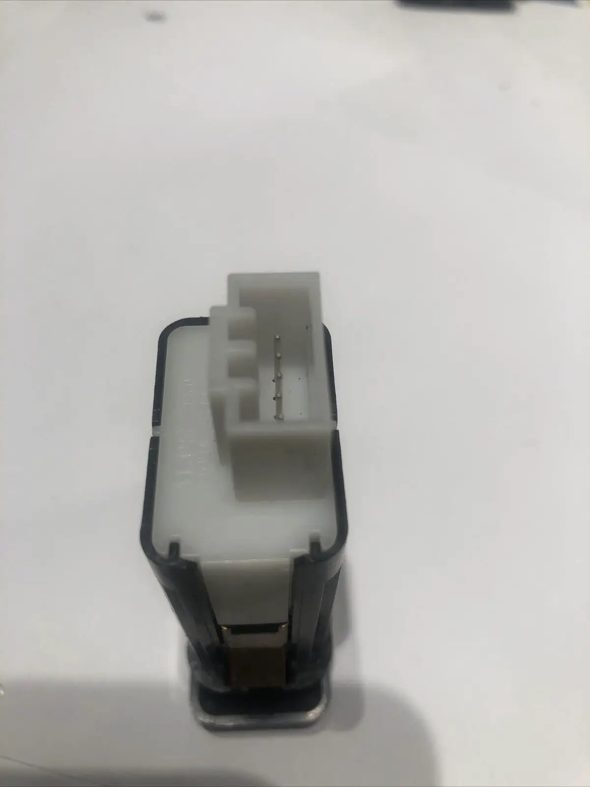 96 97 98 99 ACURA RL REAR WINDOW DEFROST SWITCH BUTTON OEM by Acura