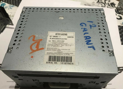 2012 12 Mitsubishi Galant Radio 6 Disc CD Player Receiver AM FM OEM 8701A295