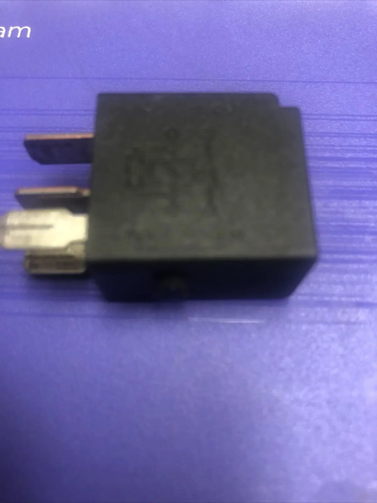 MERCEDES HELLA RELAY OEM 002 542 1119 (4RA 007 813-00) 4RA 007 813-00 LOT OF 4 by HELLA
