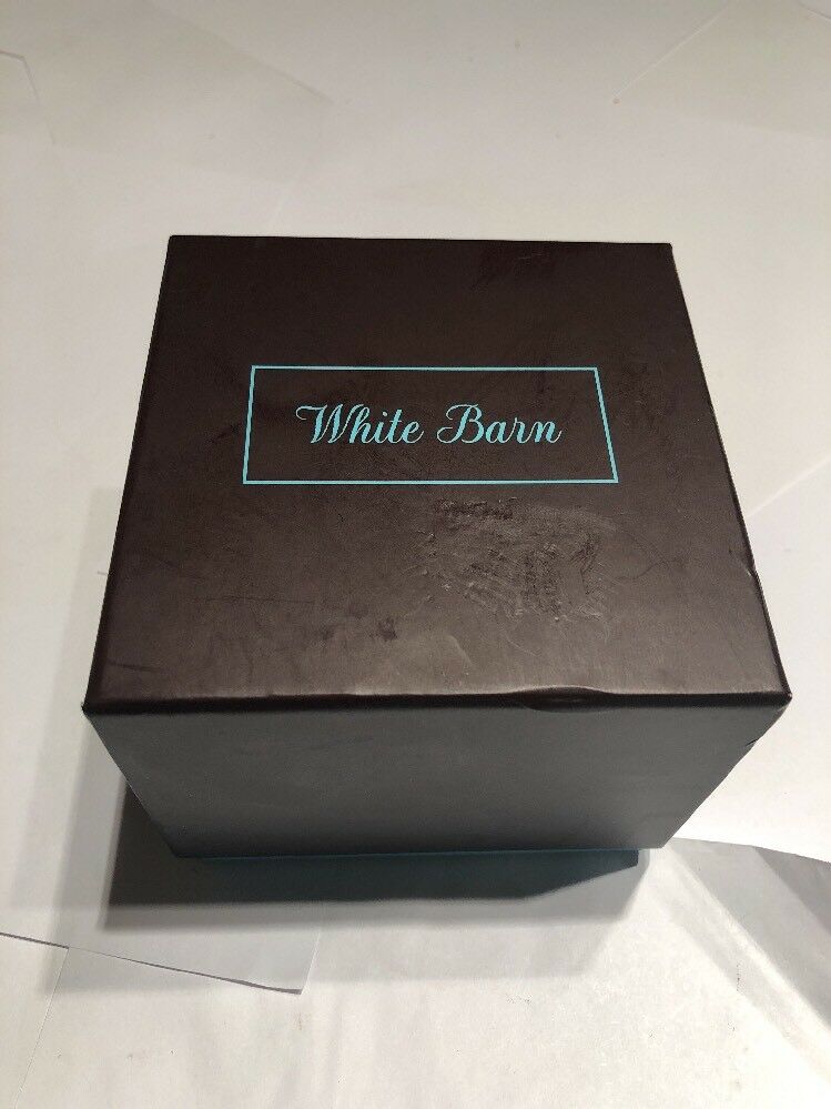 White Barn Candle Gft Box