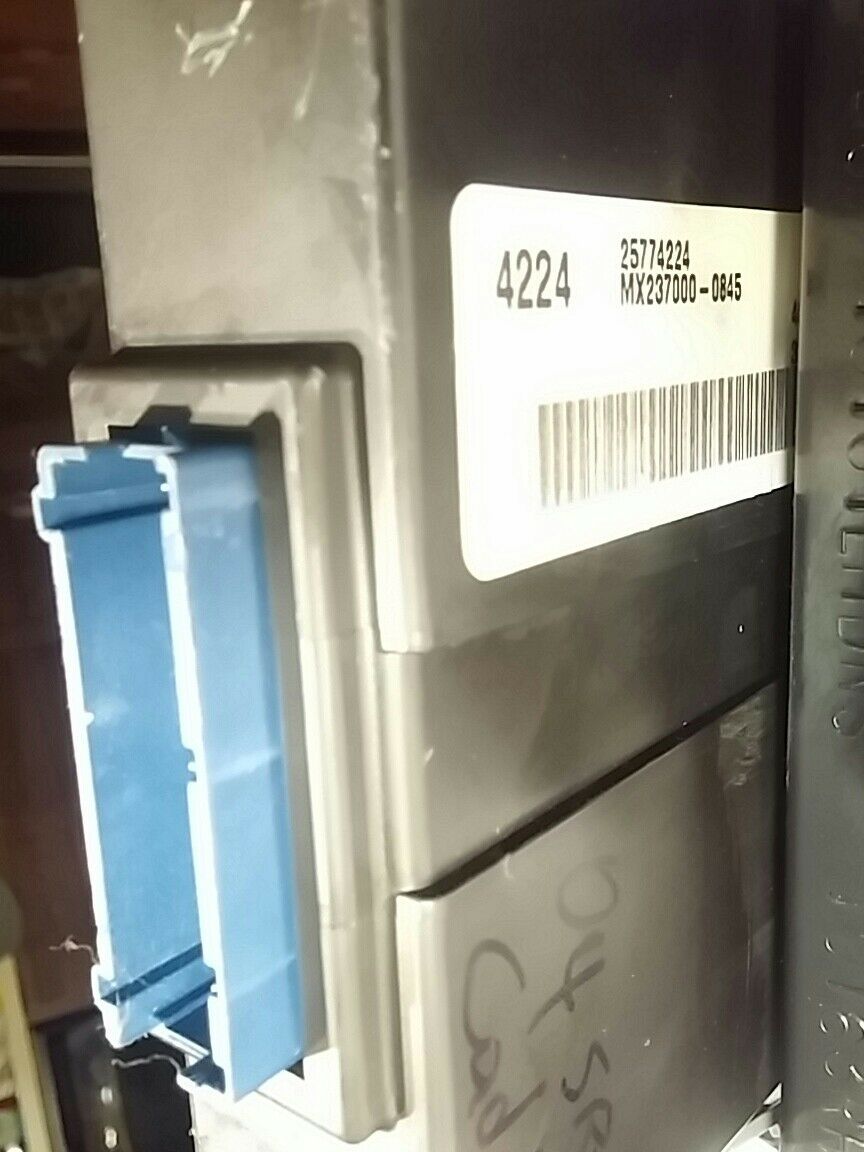 2004 CADILLAC SRX 03 04 05 OEM TEMPERATURE AC HEAT CLIMATE CONTROL PANEL UNIT