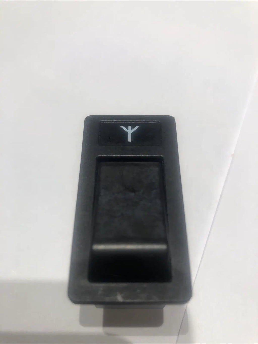 Volvo Antenna Control Switch Button 3523069/1 by Volvo