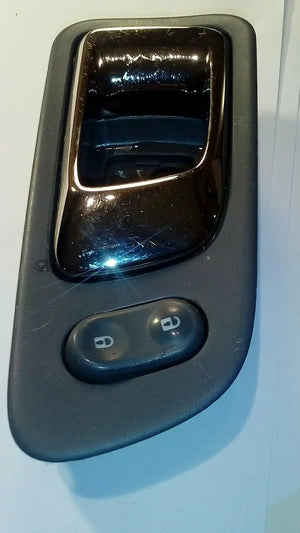 Interior Door Handle For 2003-2008 Honda Pilot Front, Driver Side Plastic oem
