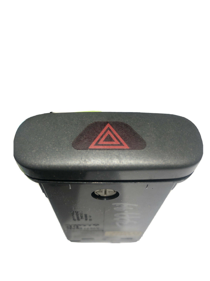 Like-new# VOLVO S70 V70 / 98-04 VOLVO C70  Hazard Switch 9459071 8622091 6849843