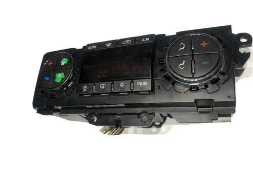07-10 Saturn Outlook 25775005 Climate Control Panel Temperature Unit A/C Heater by Saturn