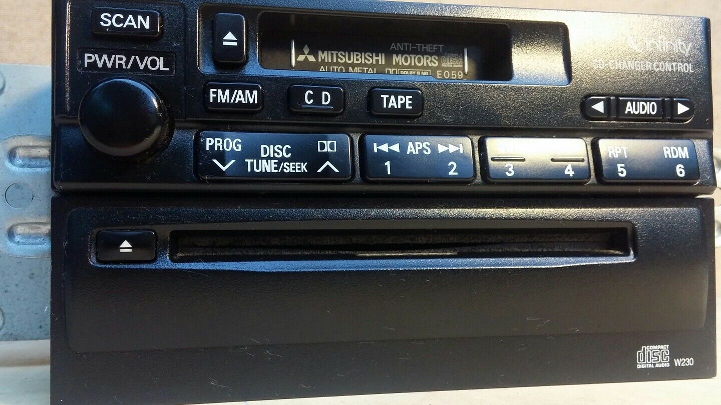 2000 MITSUBISHI OEM CD RADIO CASSETTEE PLAYER/ CHANGER CONTROL TAPE/ FM/AM SCAN