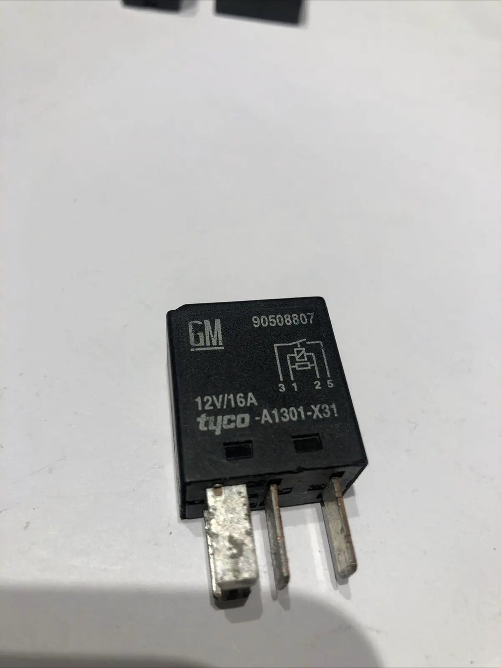 GM-90508807 RELAY OEM TYCO by GM
