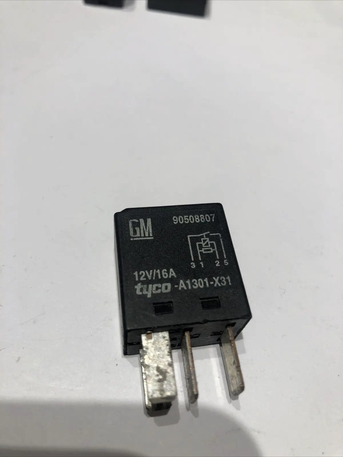 GM-90508807 RELAY OEM TYCO by GM