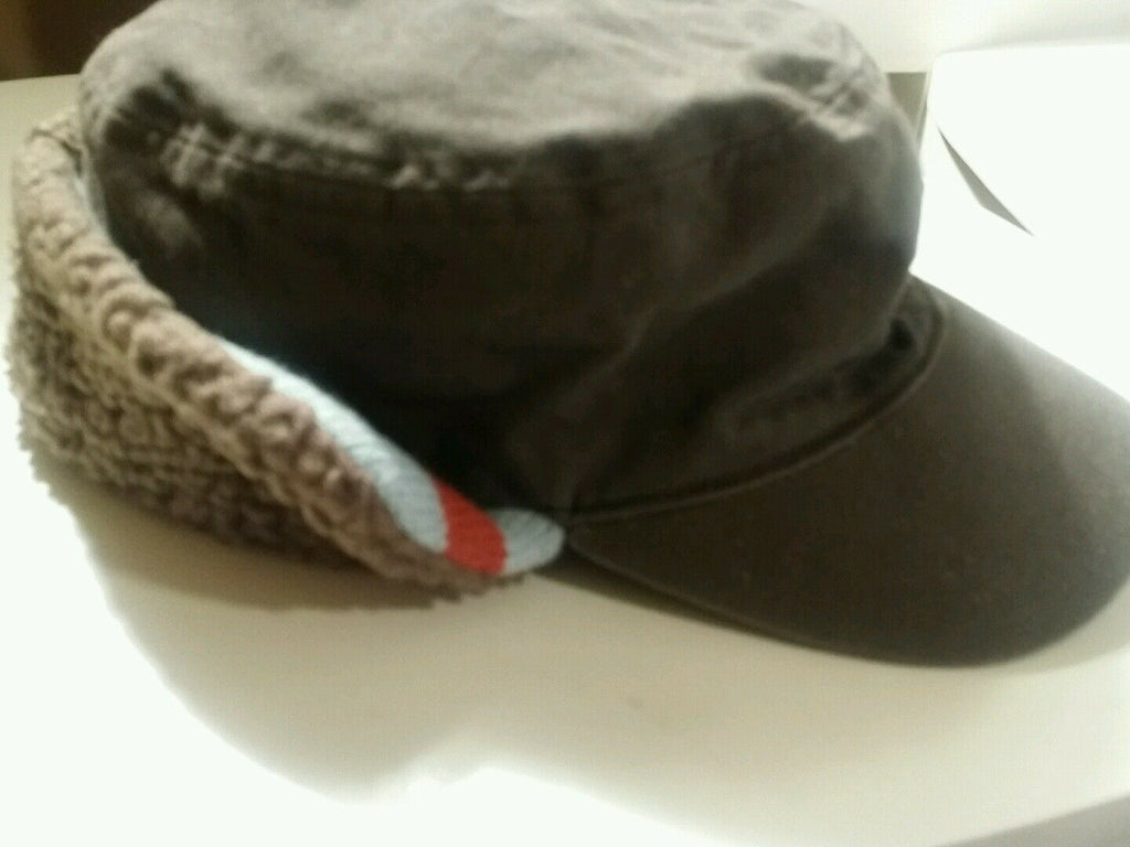 boys army green gymboree hat with striped flaps size5-7