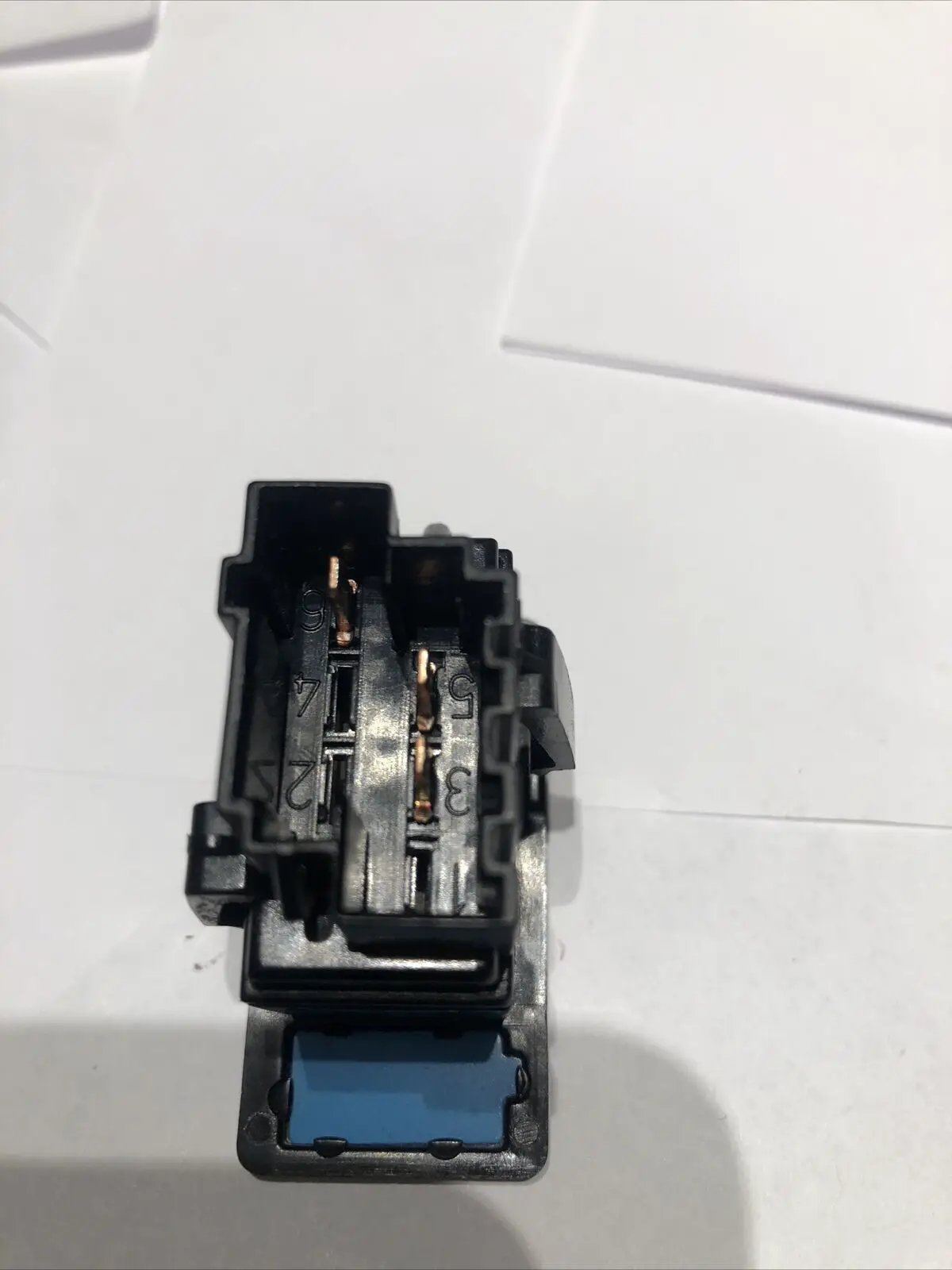 87 86 88 89 92 90 91 Volvo 740 oem fog light switch button 1362338 by OEM