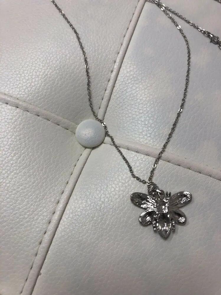 Bumble Bee Bling Necklace by DALEY1DEALS,LLC.