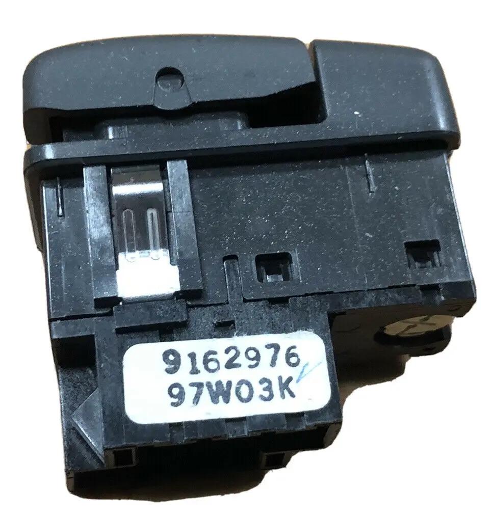 FOG LIGHT SWITCH 98 Volvo V70 P/N 9162976 R224075 by VOLVO