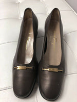 Salvatore Ferragamo Boutique Brown Leather Square Heels Pumps Size 8.5 4A Narrow