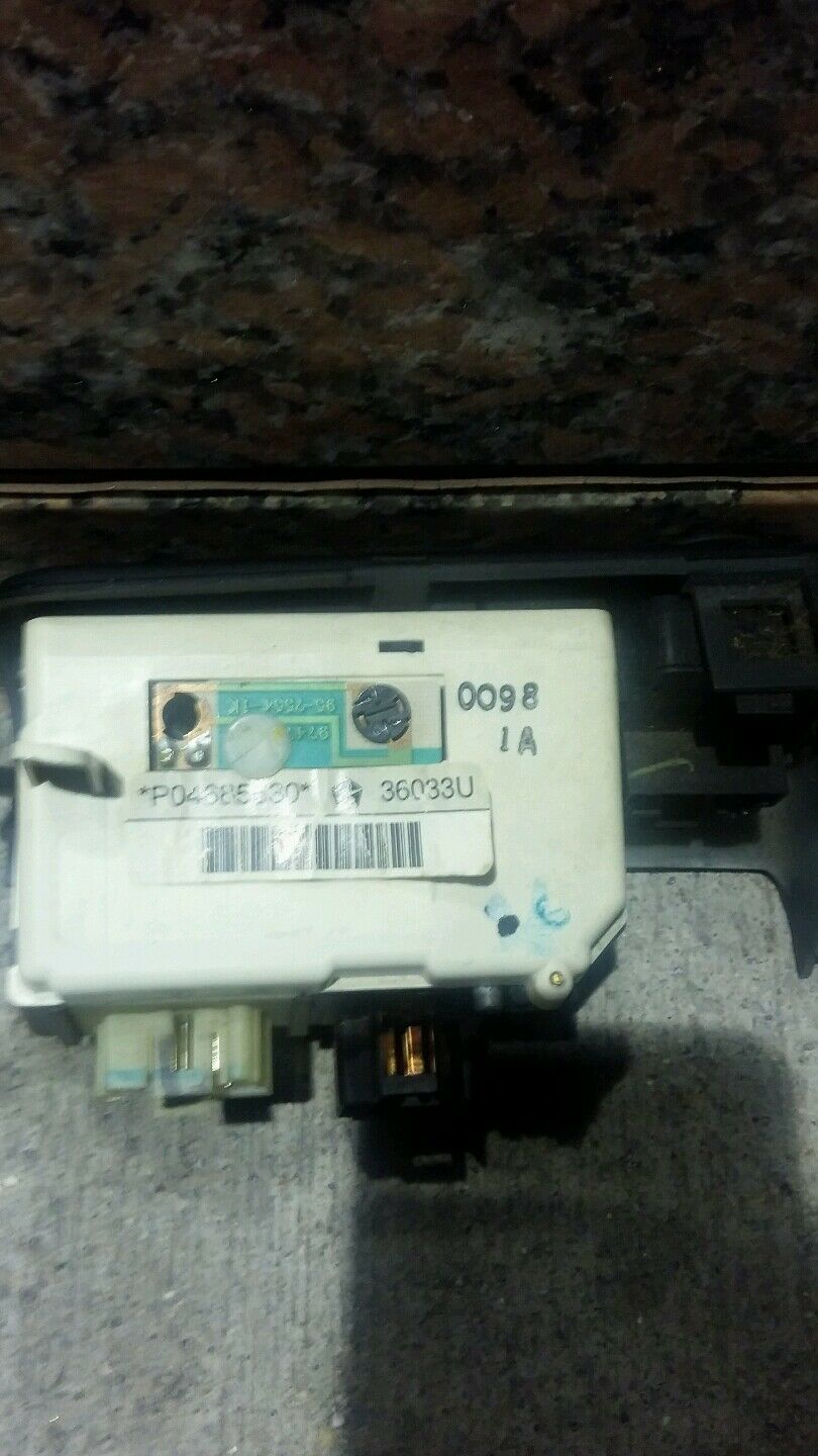 Slightly used brown, GRAND DODGE CARAVAN TOWN COUNTRY CRYSLER HEADLIGHT SWITCH