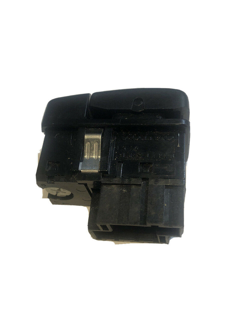 1995 1996 1997 Volvo 850 Fog Lamp Light Switch 9128269