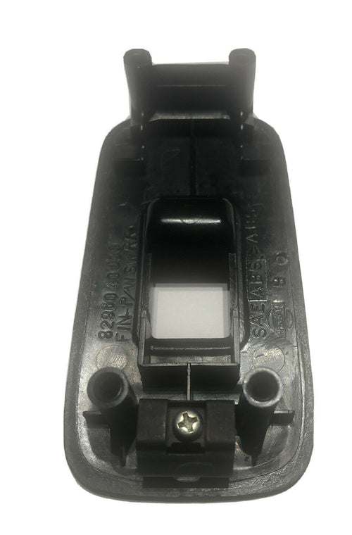 1995-1999 Nissan Maxima Rear Window Switch 82960-40U00  #A12