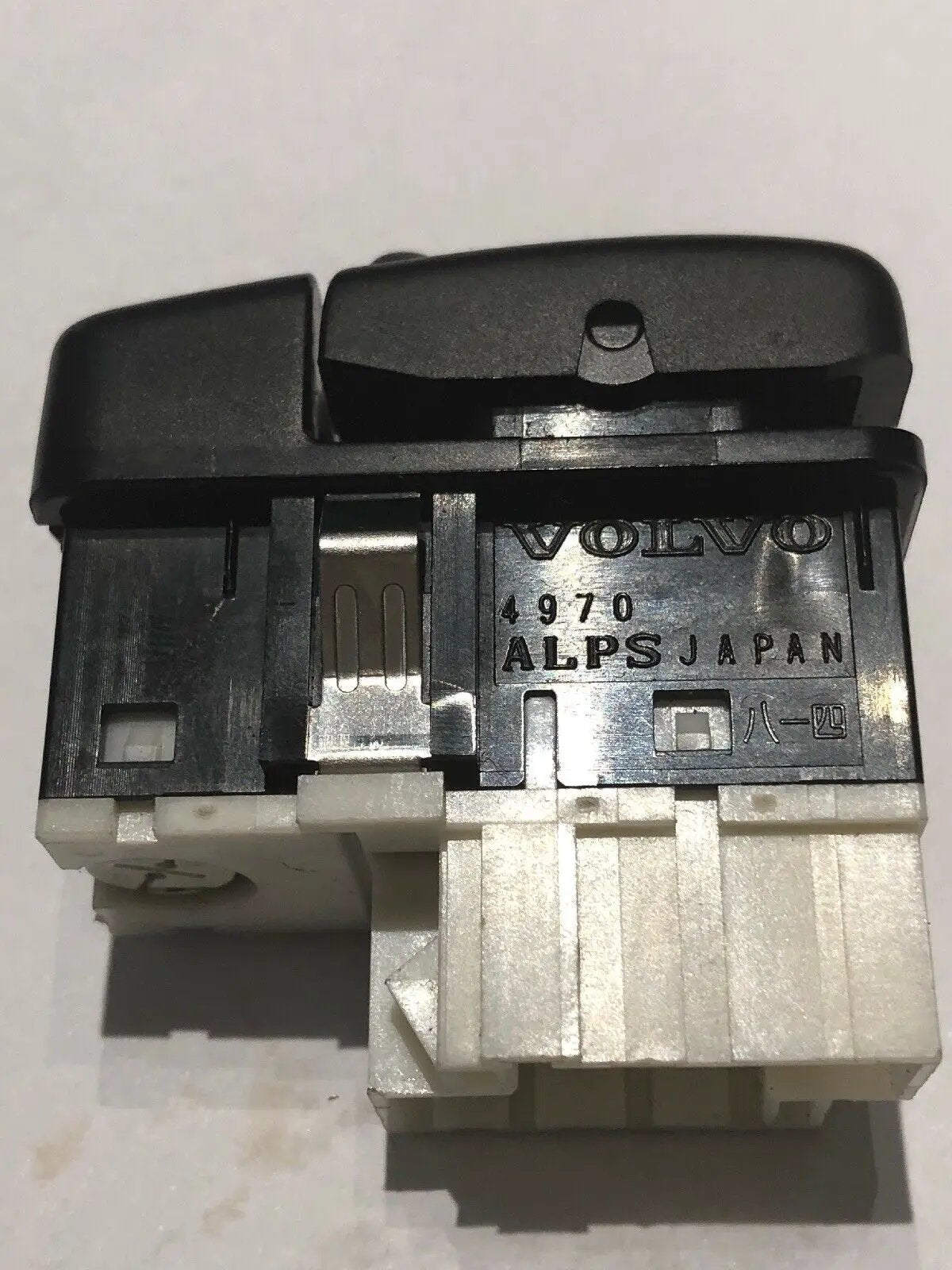 Volvo 850 Sunroof Switch 9128537 by Volvo