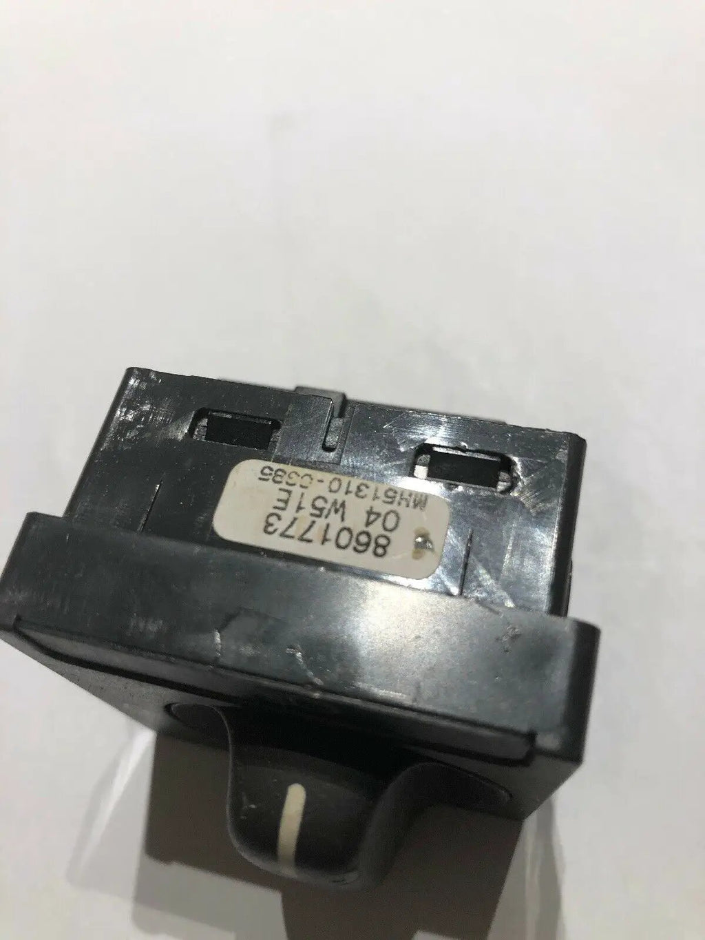 Volvo C70 S70 V70 OEM Headlight Head Light Lamp Control Switch Button 8601773 by Volvo