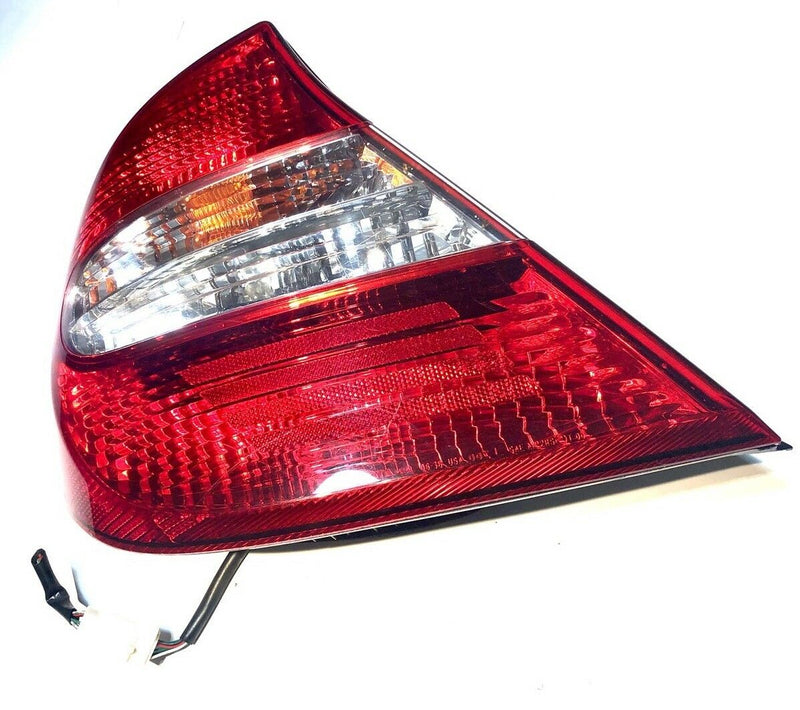 New Tail Light Lamp Rear Driver Left Side for Toyota Camry 2002-2004