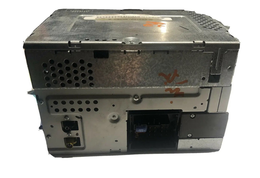 OEM Radio For Mercedes R-Class AM-FM-CD-Navi Tested Gd 2518200879 by Mercedes-Benz