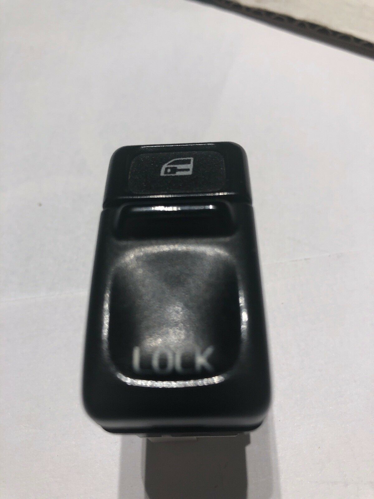 Volvo Door Lock Control Switch Locking Button 9148483 850 960 S90 V90 OEM