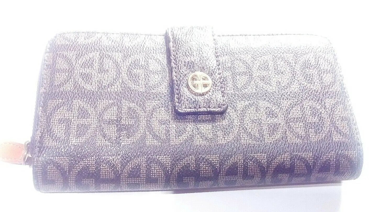 Authentic Giani Bernini Women Wallet Indexer Block Signature All In One by Giani Bernini