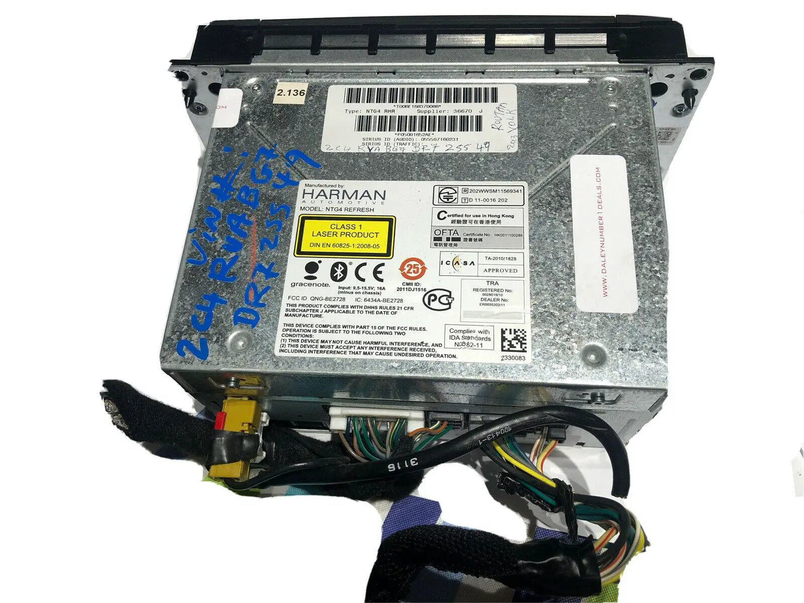 Volkswagen Routon Radio Navigation CD RADIO AUX High Speed Updated to 2013 Map by Sirius
