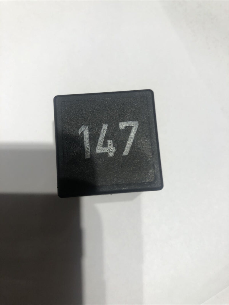 AC A/C Relay # 147 VW Jetta Golf GTI Passat Cabrio Eurovan ~ 1H0 959 142