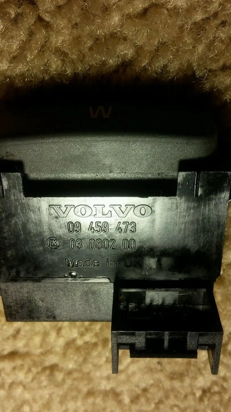 volvo switch P/n 09459473 by DALEY1DEALS,LLC.