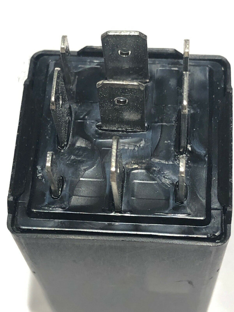 Chrysler Dodge Charger Relay 04727370AA  50732 A1  Starter