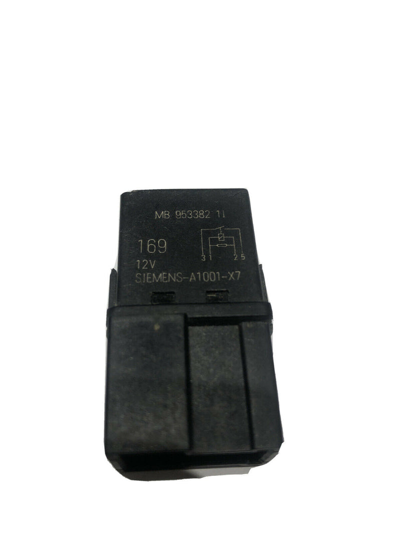 Volvo Siemens A1001-X7 ((MB 953382 11 Relay))