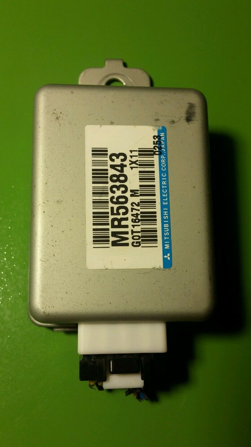 2002 2003 Mitsubishi ECLISPE GS OEM Module MR563843