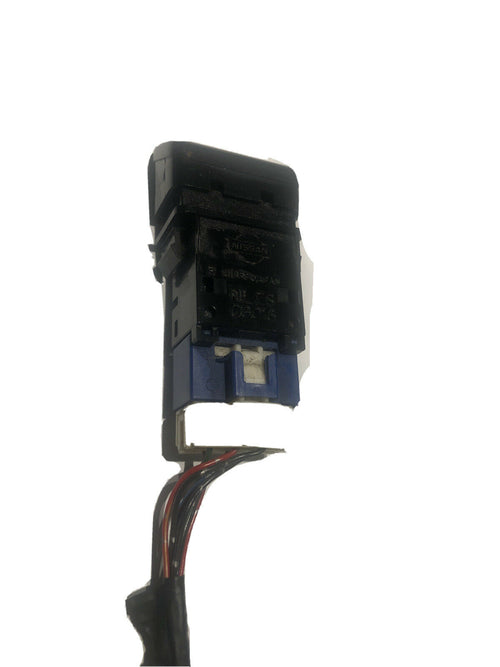 98 99 00 01 NISSAN ALTIMA REAR DEFROST SWITCH