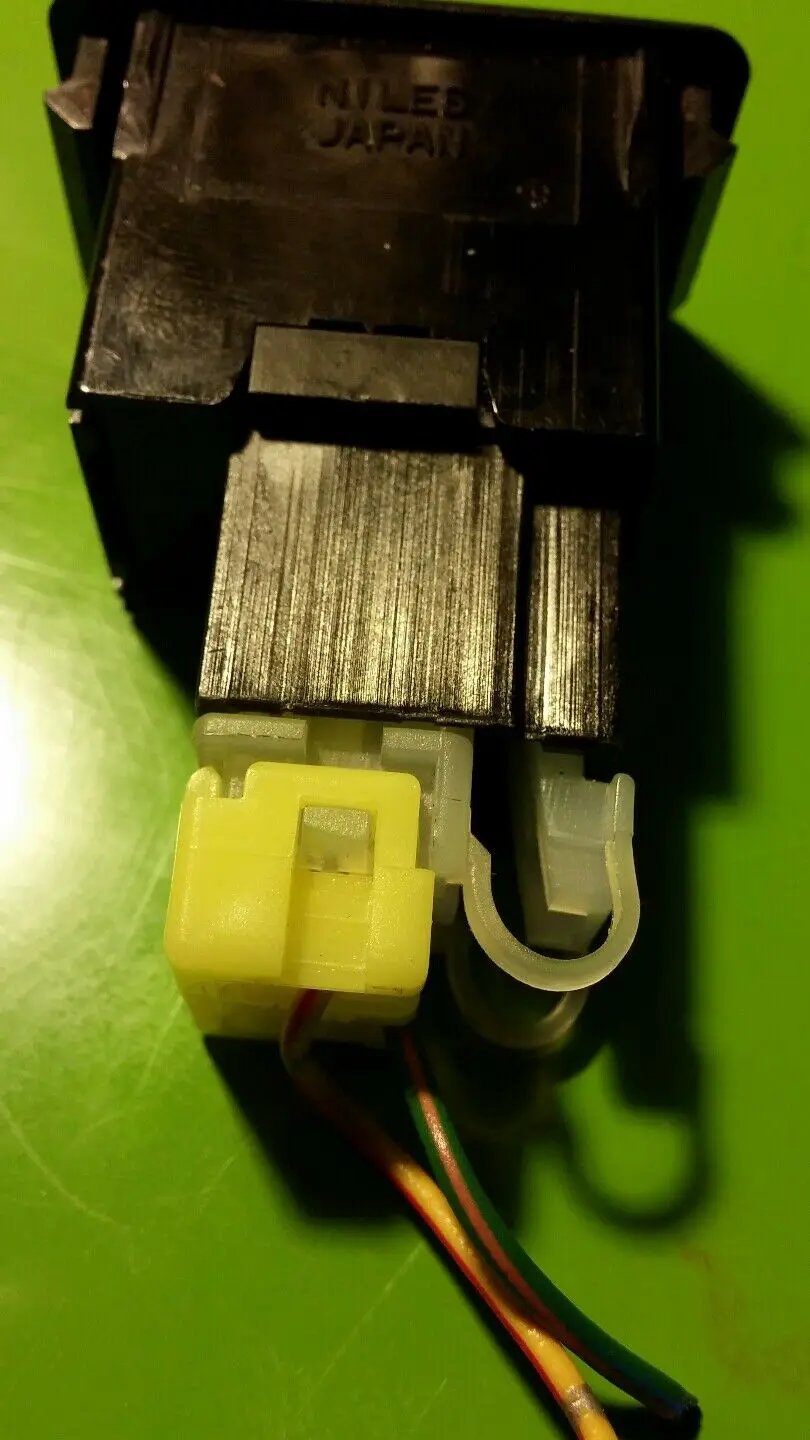 2000-03 Nissan Xterra Security system alarm switch indicator light by DALEY1DEALS,LLC.