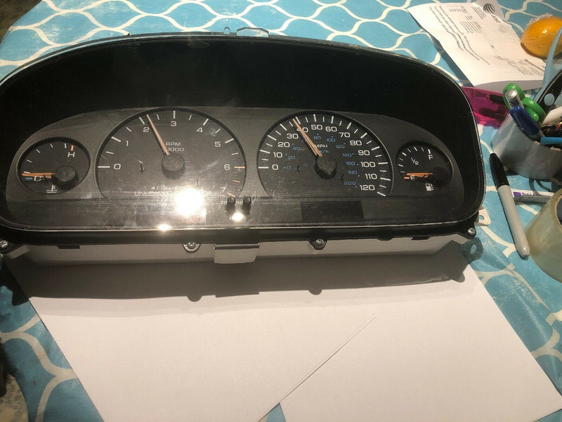 1996-2000 DODGE CARAVAN OEM tachcometer adometer gas gauge cluster SPEEDOMETER