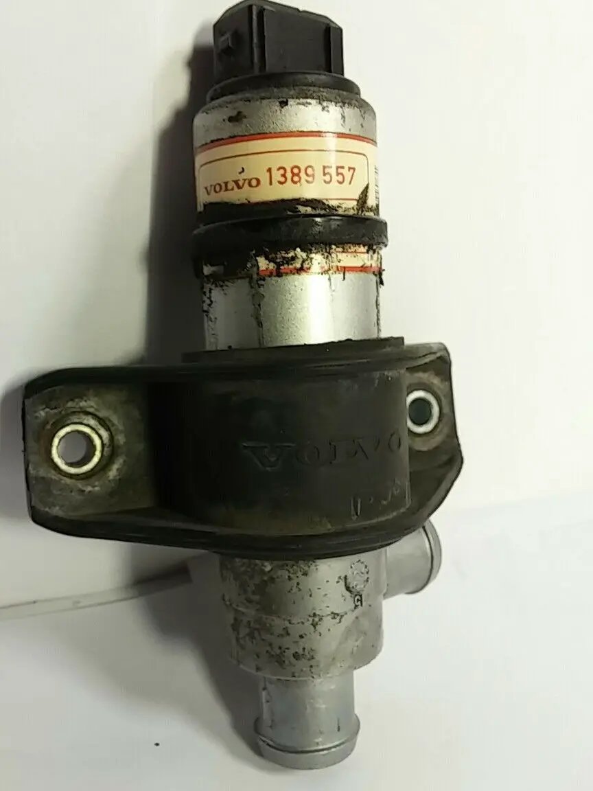 Volvo VDO Idle Air Control Valve For Regina System. Volvo 1389557 Fits 740-940 by VDO