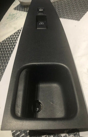 04 05 06 Nissan Quest 3.5L Master FRONT RIGHT Window & Lock Switch 80960-5Z000
