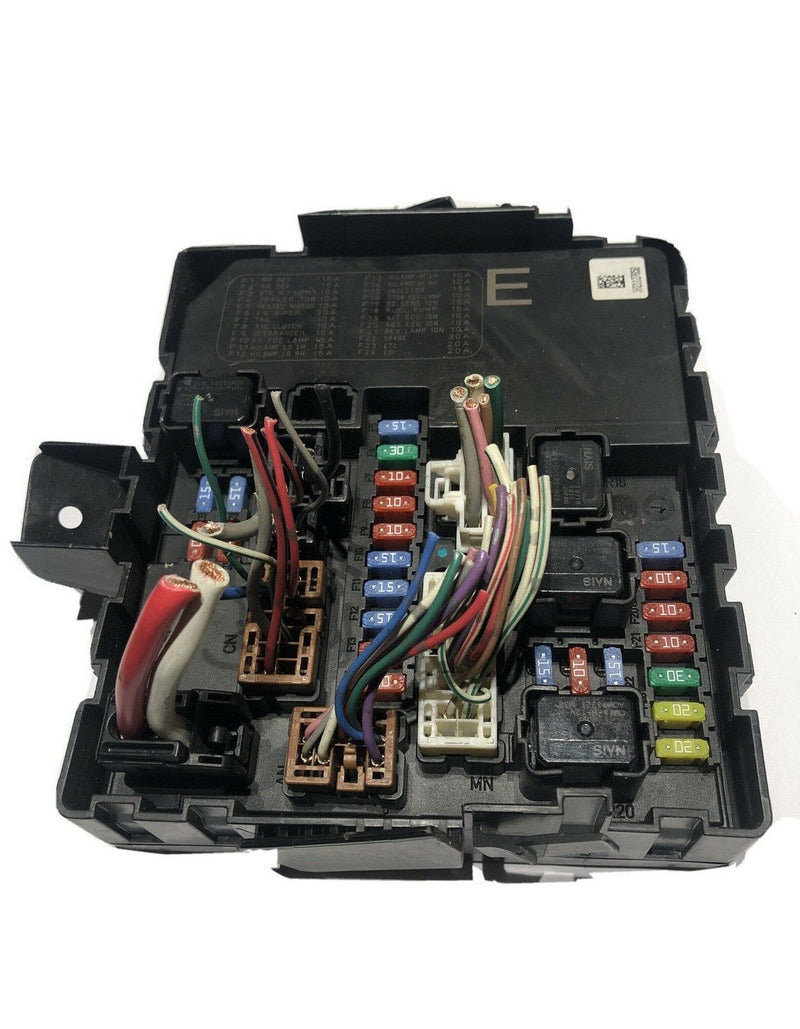 2007 Nissan External Fusebox Fuse Box Relay Fuse Box