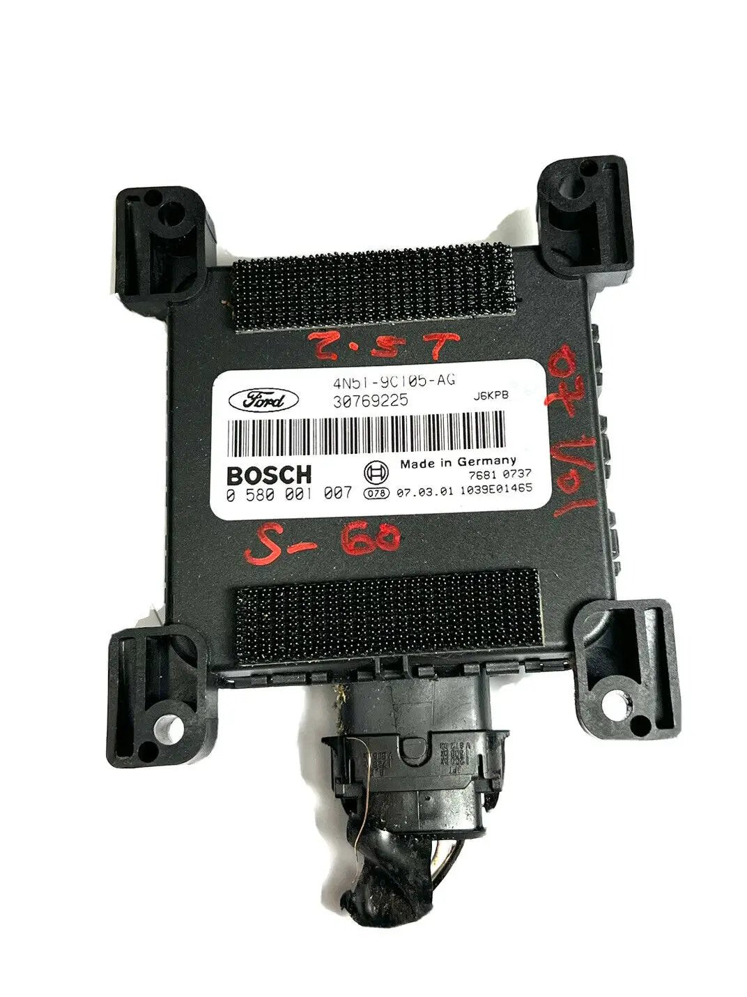 205-2013 Volvo Fuel Pump Control Module S40 S80 S60 V70 XC70 XC90 4N5T-9C105-AG by Bosch volvo